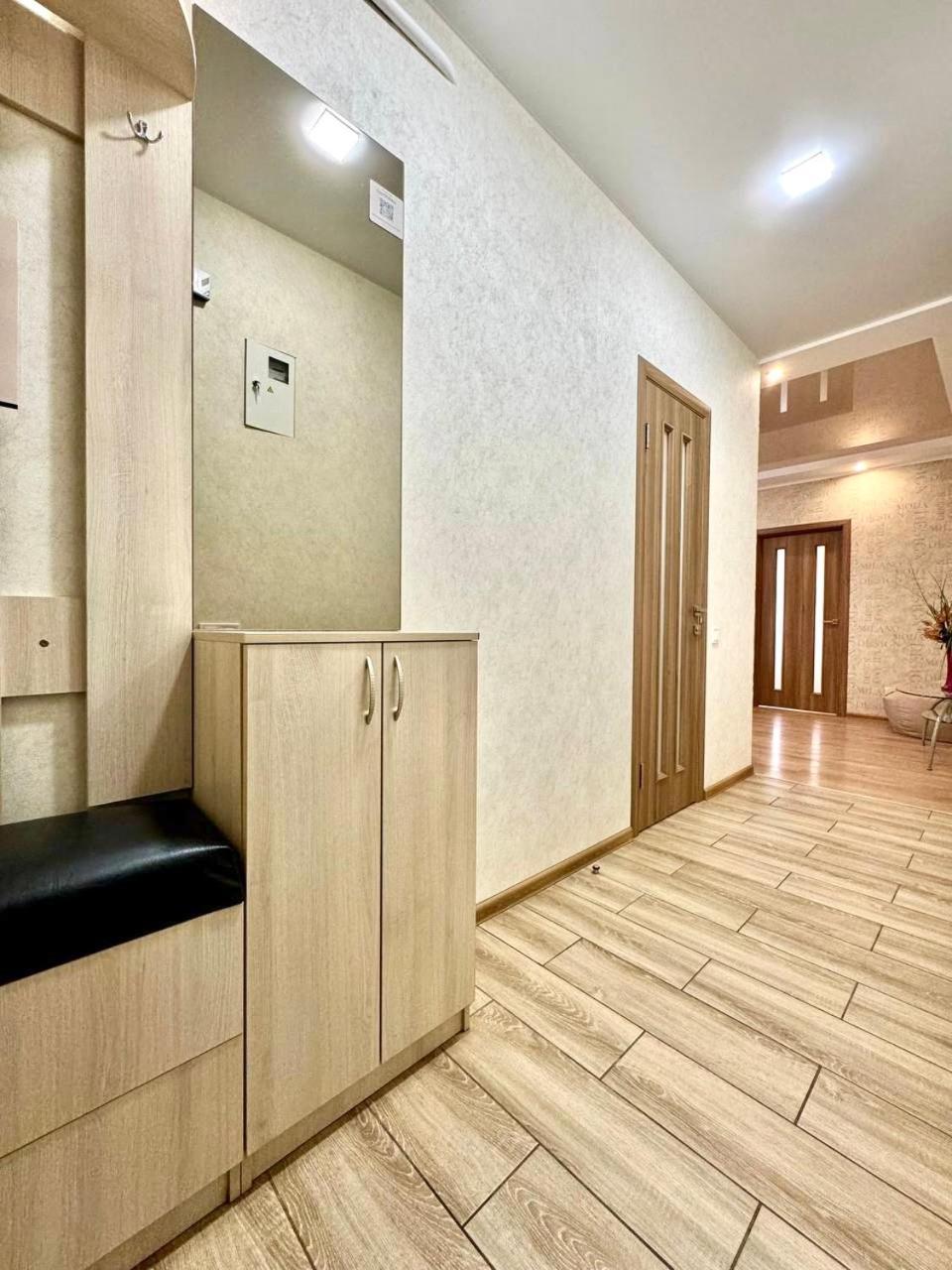 Apartpoltava Витончені Апартаменти Біля Лялькового Театру, Звітна Документація Для Відрядження, Банківський Чек מראה חיצוני תמונה